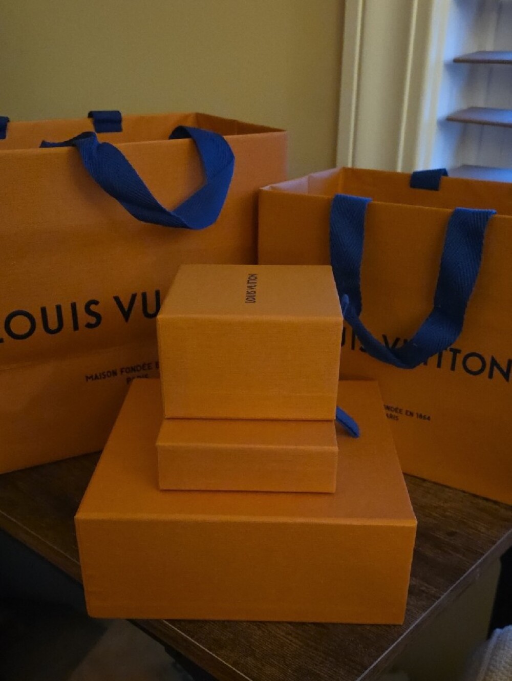 Louis Vuitton Box, Bag, Ribbon Bundle - Picture 4 of 6